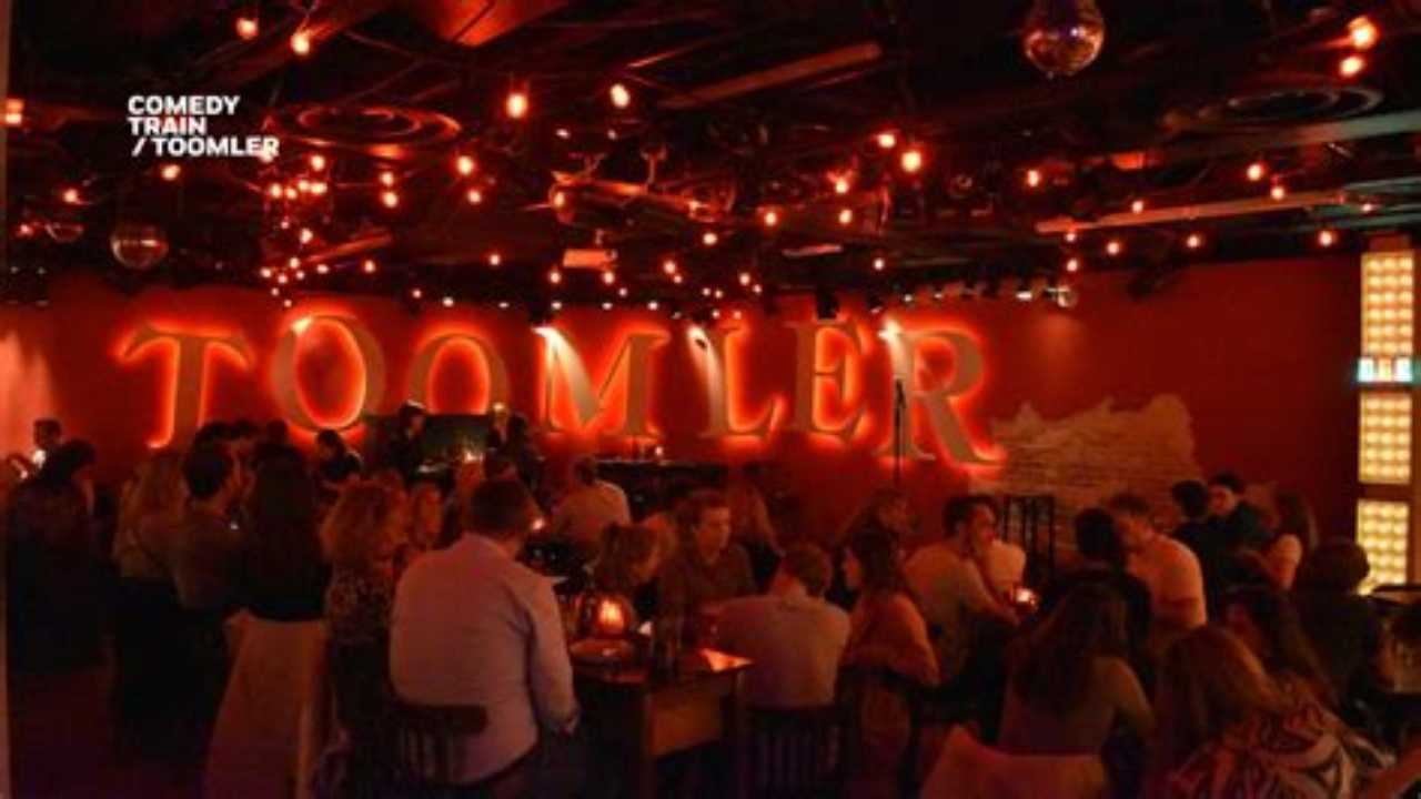 Comedytrain in Toomler